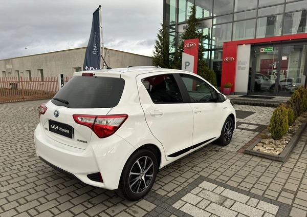 Toyota Yaris cena 58900 przebieg: 79058, rok produkcji 2018 z Wołczyn małe 211